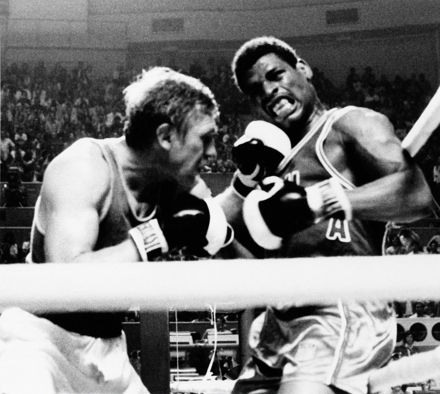 Leon Spinks, Anatoly Klimanov